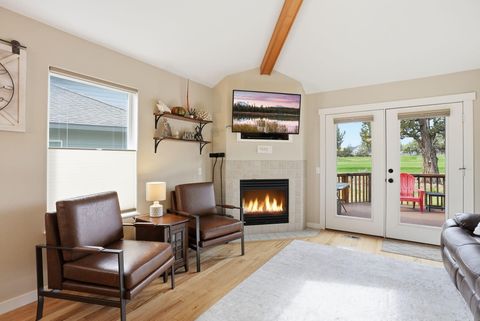 Tiny photo for 999 Golden Pheasant Drive, Redmond, OR 97756 (MLS # 220219398)