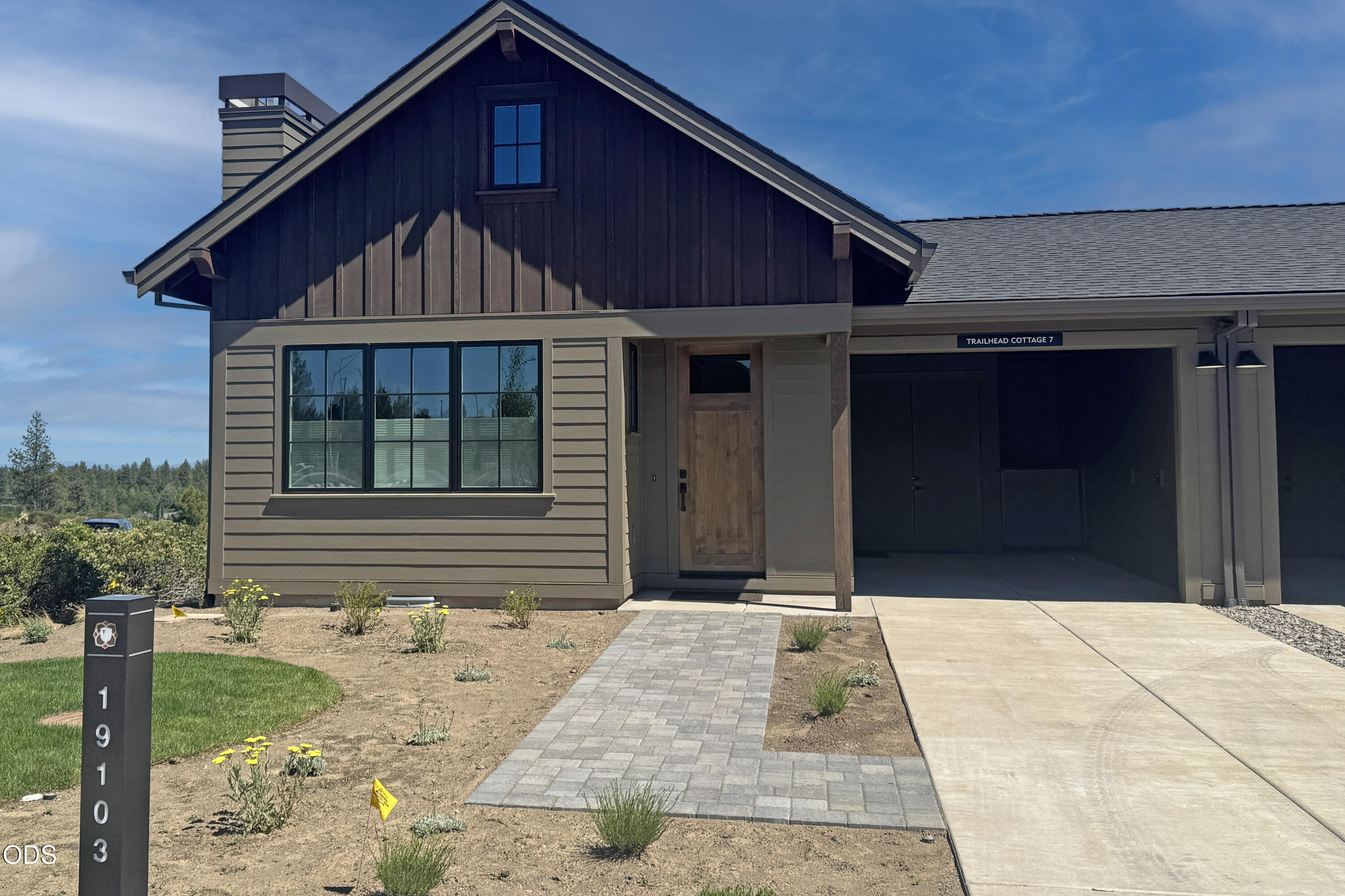 19103 Trailhead Court 7