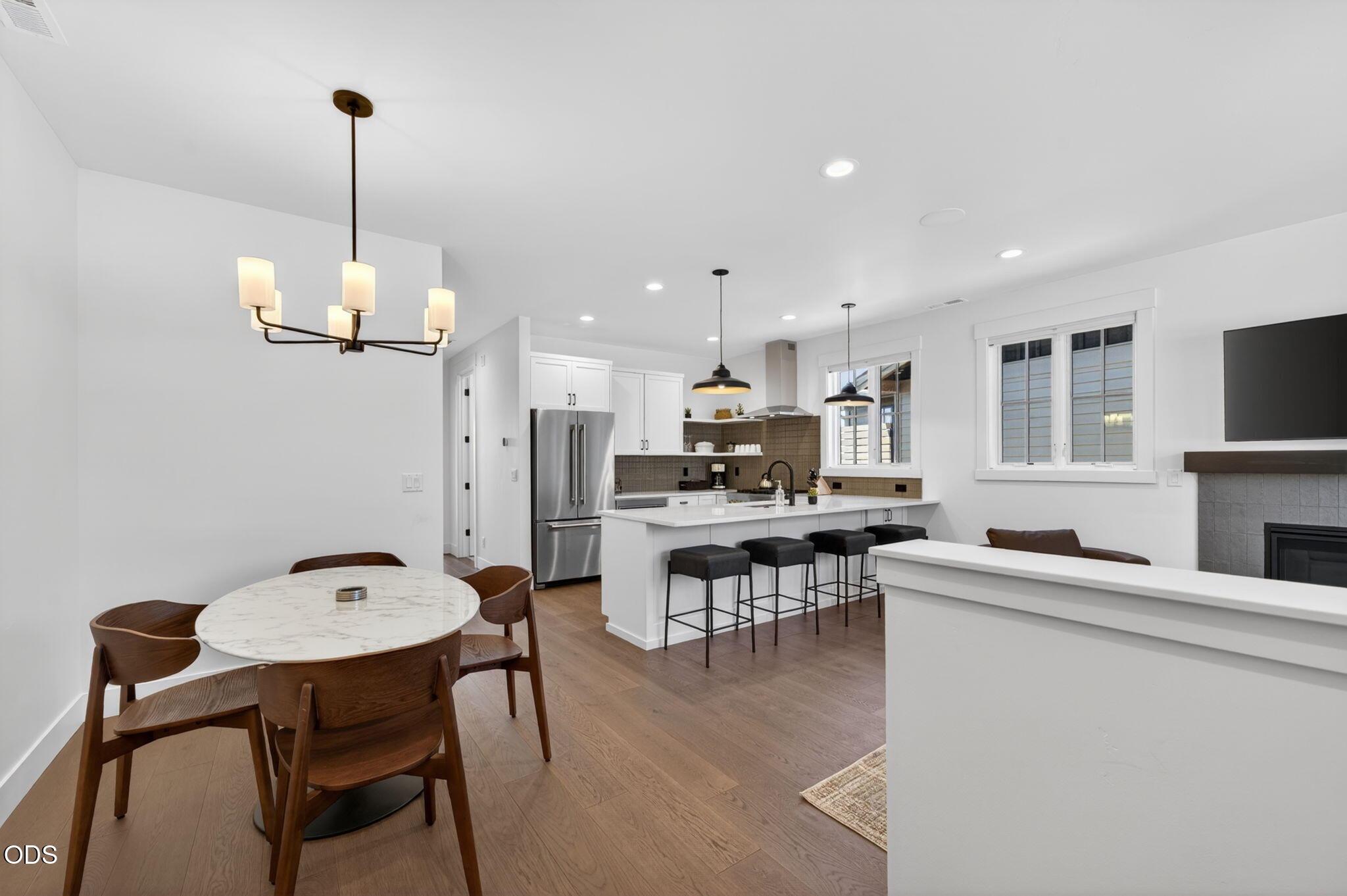 19103 Trailhead Court 7