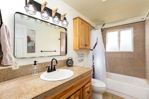 Tiny photo for 1650 SW 16th Street, Redmond, OR 97756 (MLS # 220217362)