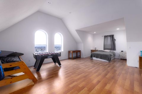 Tiny photo for 8131 Markgraf Lane, Klamath Falls, OR 97603 (MLS # 220215658)