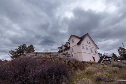 Tiny photo for 8131 Markgraf Lane, Klamath Falls, OR 97603 (MLS # 220215658)