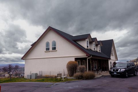 Tiny photo for 8131 Markgraf Lane, Klamath Falls, OR 97603 (MLS # 220215658)