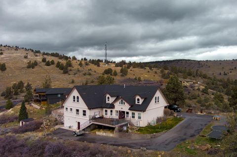 Tiny photo for 8131 Markgraf Lane, Klamath Falls, OR 97603 (MLS # 220215658)