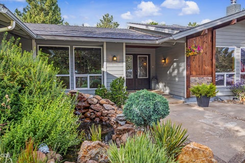 Tiny photo for 3665 Pine Tree Drive, Klamath Falls, OR 97603 (MLS # 220224608)