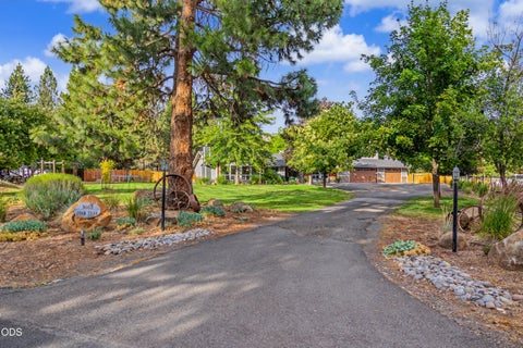 Tiny photo for 3665 Pine Tree Drive, Klamath Falls, OR 97603 (MLS # 220224608)
