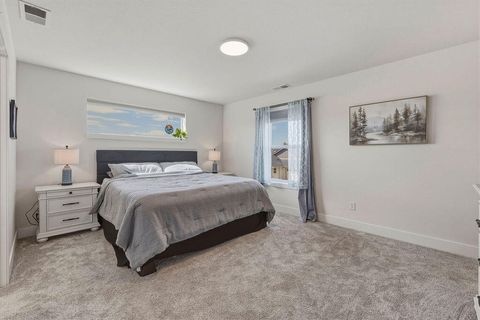 Tiny photo for 1008 NE Whistle Way, Prineville, OR 97754 (MLS # 220220114)
