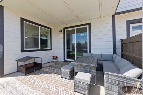 Tiny photo for 1008 NE Whistle Way, Prineville, OR 97754 (MLS # 220220114)