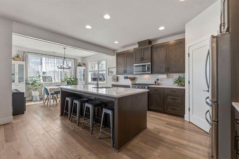 Tiny photo for 1008 NE Whistle Way, Prineville, OR 97754 (MLS # 220220114)
