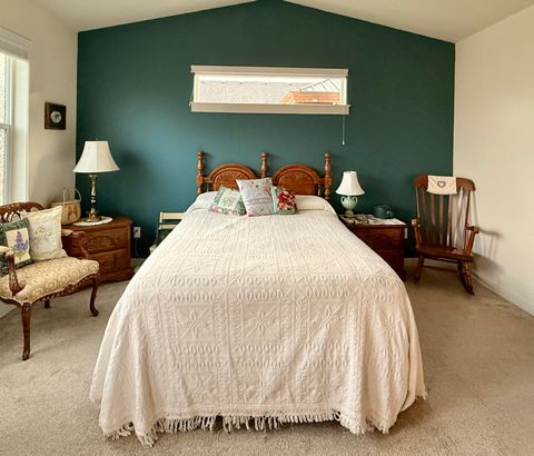 Tiny photo for 2900 NW 23rd Street, Redmond, OR 97756 (MLS # 220215764)