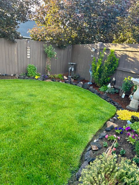 Tiny photo for 2900 NW 23rd Street, Redmond, OR 97756 (MLS # 220215764)