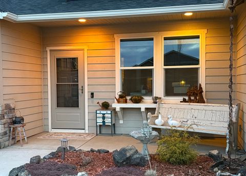 Tiny photo for 2900 NW 23rd Street, Redmond, OR 97756 (MLS # 220215764)