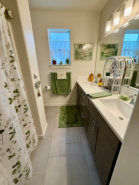 Tiny photo for 2900 NW 23rd Street, Redmond, OR 97756 (MLS # 220215764)