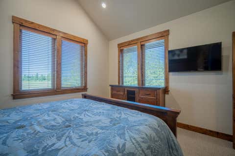 Tiny photo for 56964 Dancing Rock Loop #Lot 97, Bend, OR 97707 (MLS # 220223844)