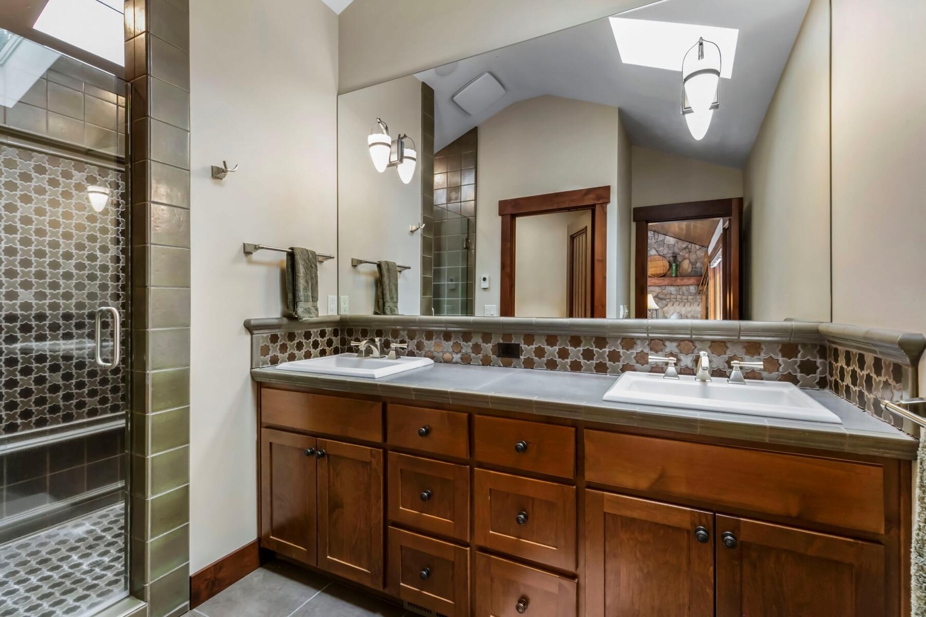 Rock Ridge - Residential