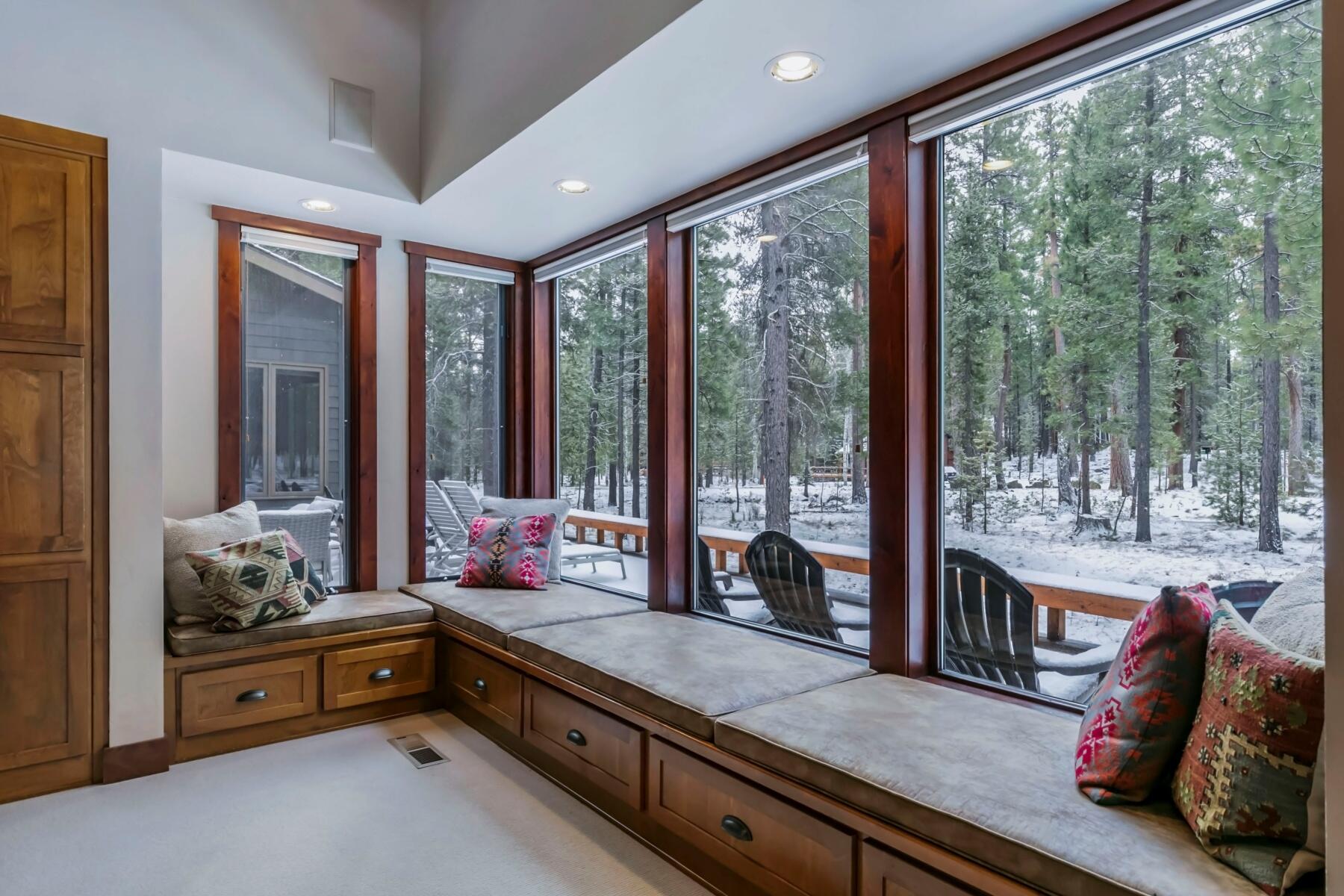 Rock Ridge - Residential