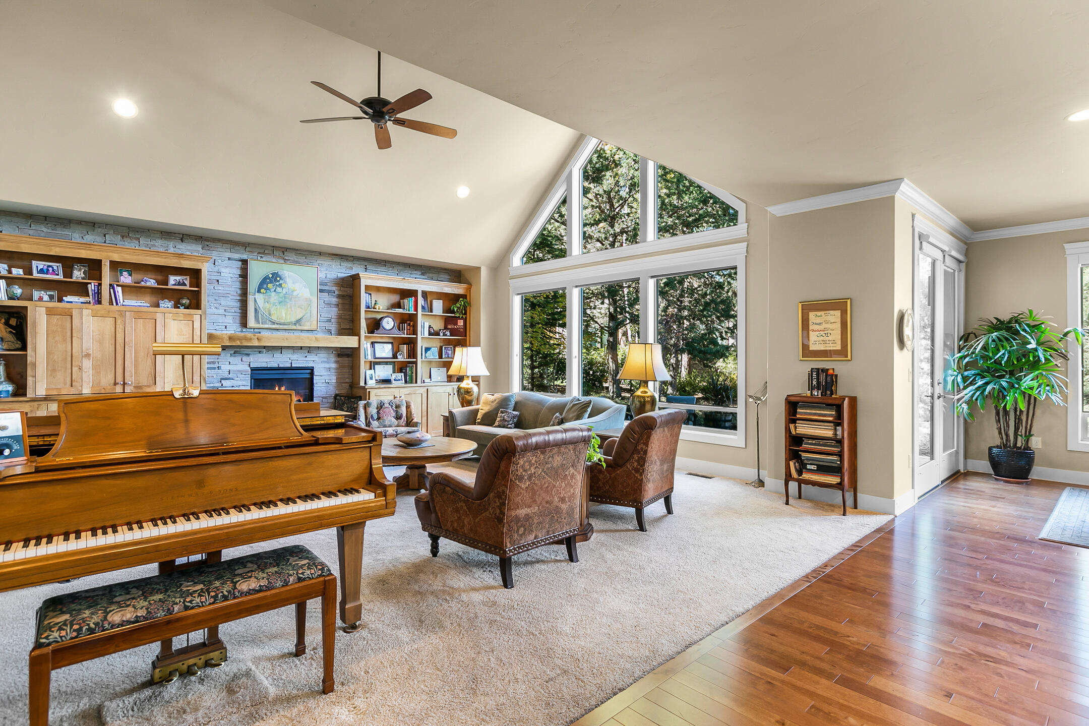 Awbrey Glen - Residential