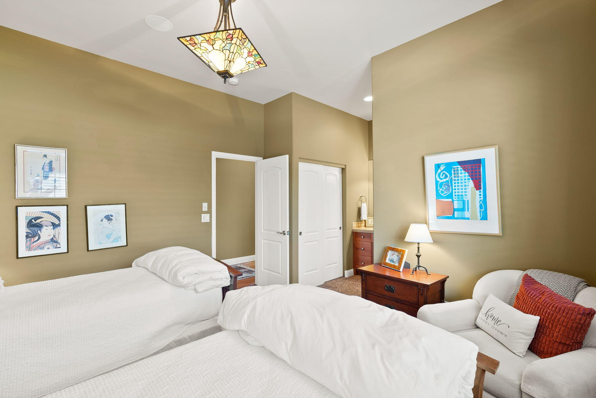 Eagle Crest - Residential