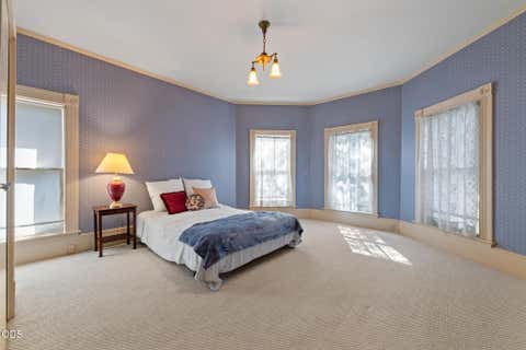 Tiny photo for 364 Vista Street, Ashland, OR 97520 (MLS # 220227353)