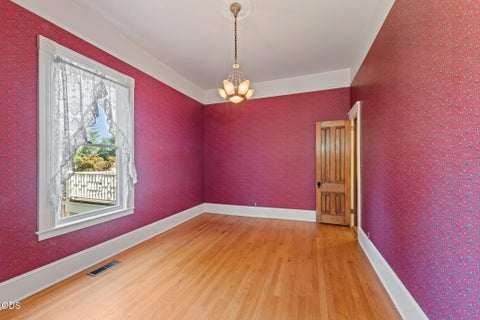 Tiny photo for 364 Vista Street, Ashland, OR 97520 (MLS # 220227353)