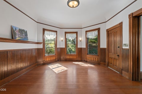 Tiny photo for 364 Vista Street, Ashland, OR 97520 (MLS # 220227353)
