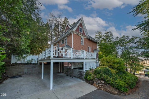 Tiny photo for 364 Vista Street, Ashland, OR 97520 (MLS # 220227353)