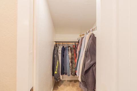 Tiny photo for 1202 NW B Street, Grants Pass, OR 97526 (MLS # 220215623)