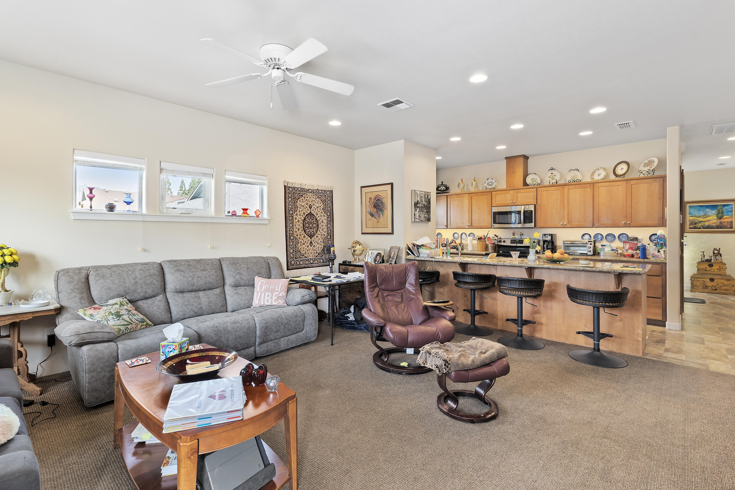 Kinsington Court Condominiums - Residential