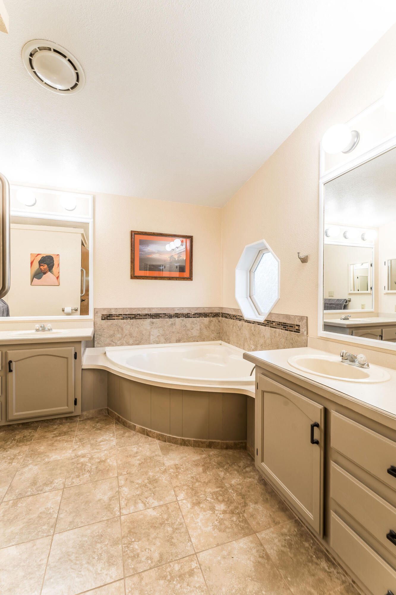 Powell Butte View - Residential