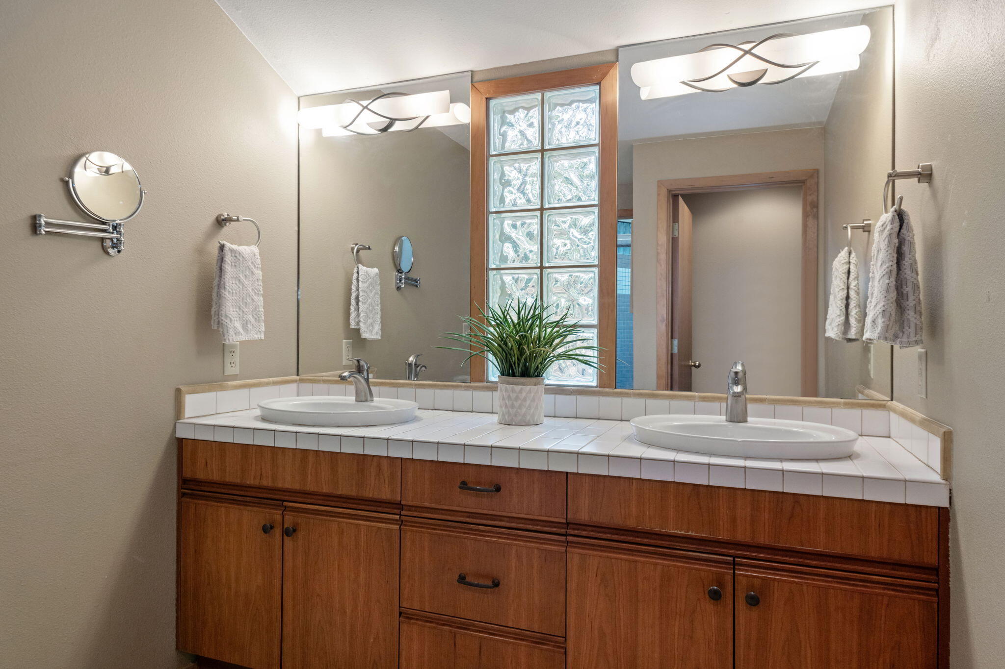 Fairway Point Villag - Residential