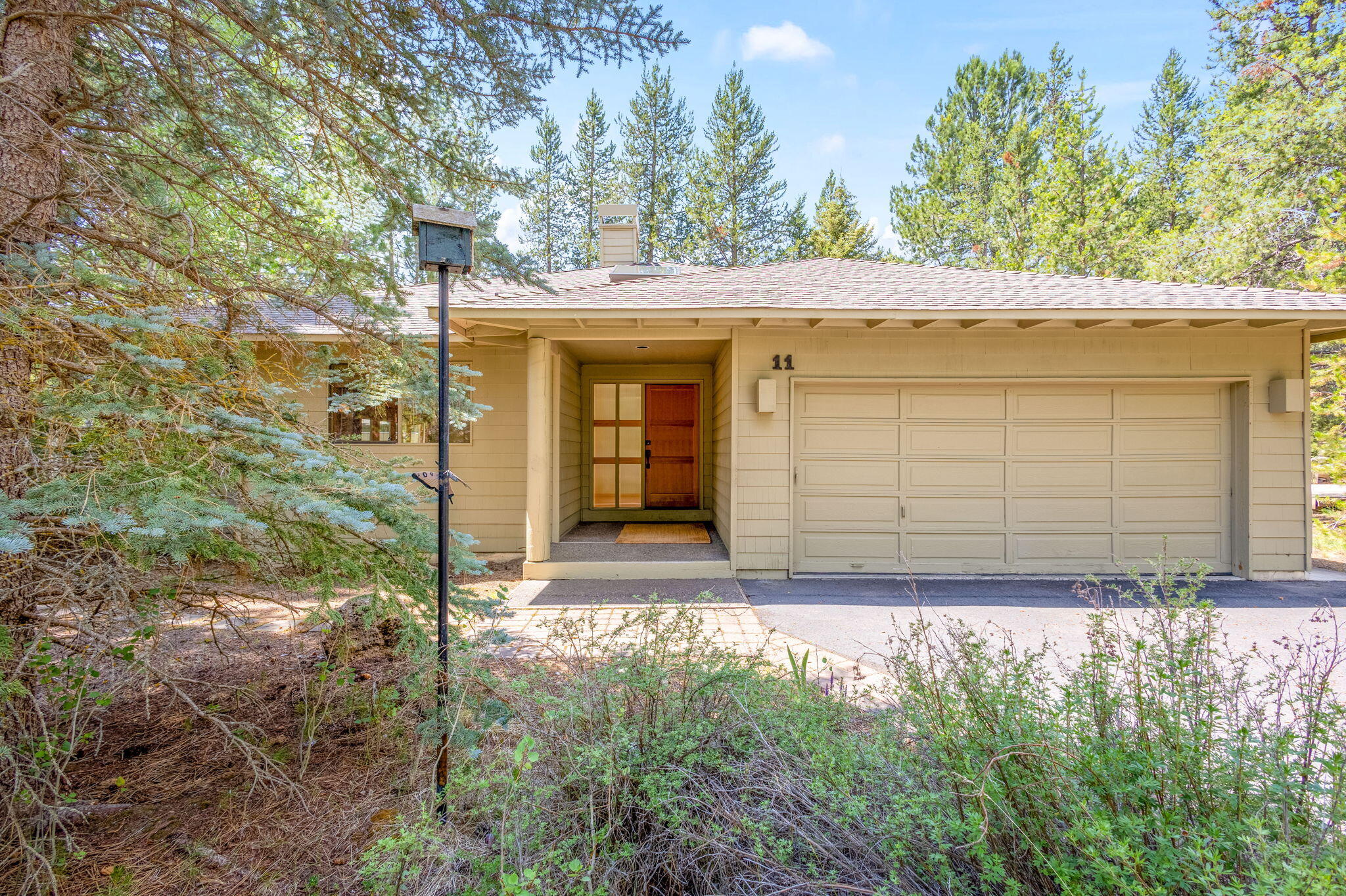 17839 Pro Staff Lane 11