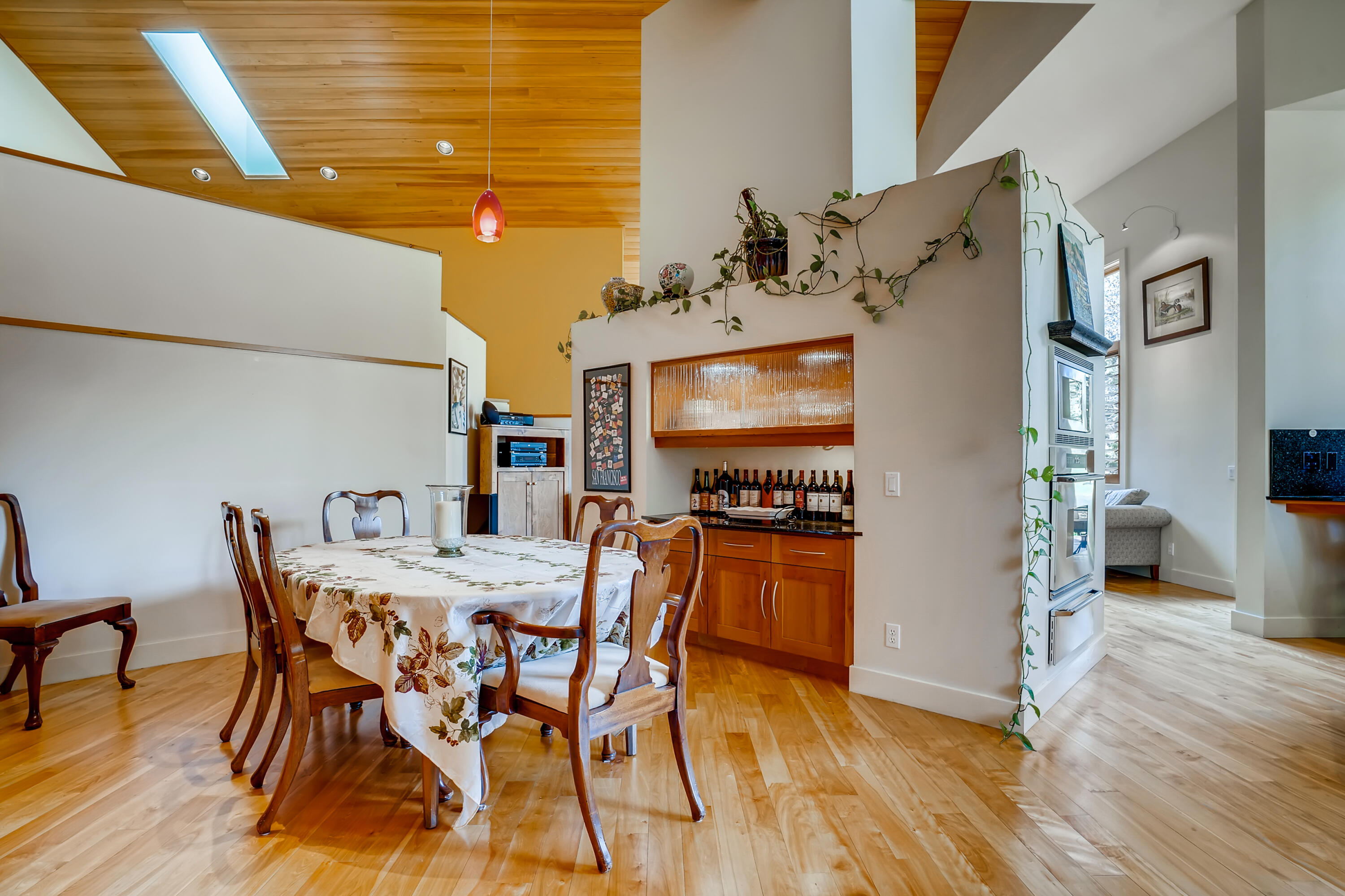 Broken Top - Residential