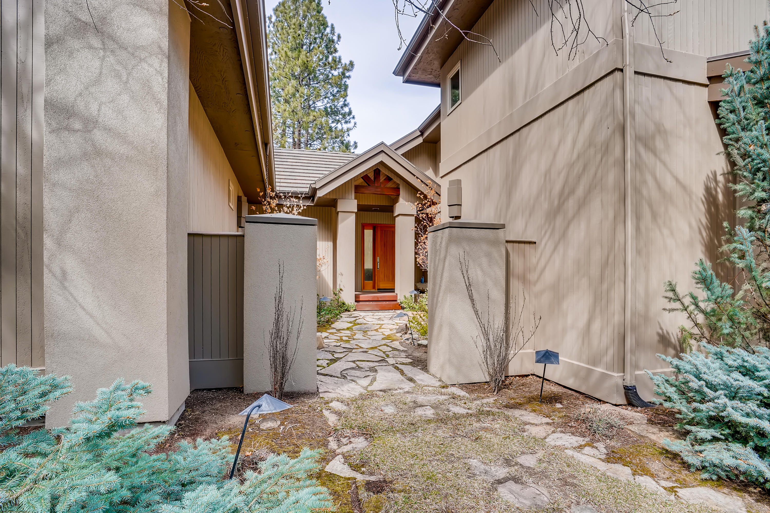 Broken Top - Residential