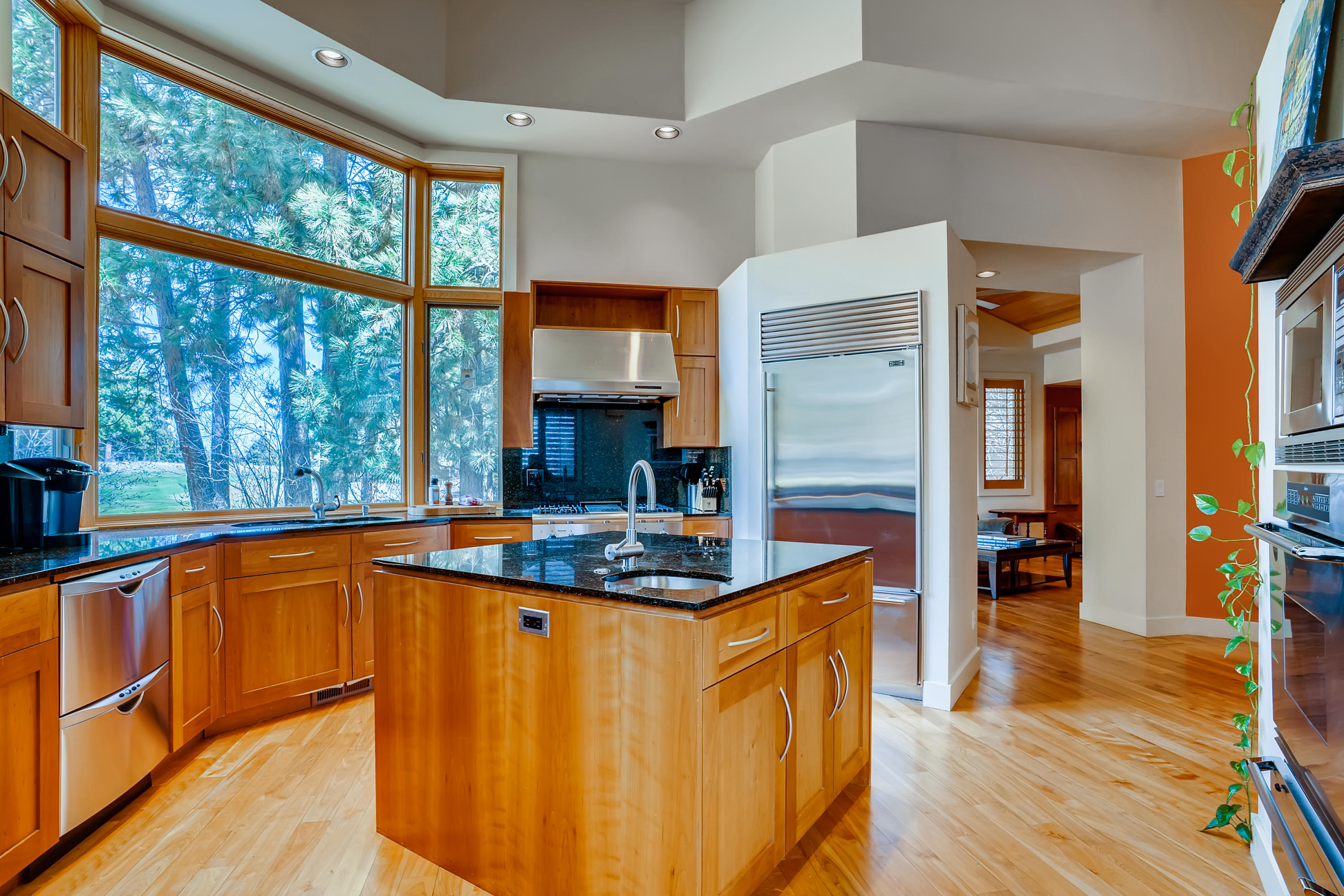 Broken Top - Residential