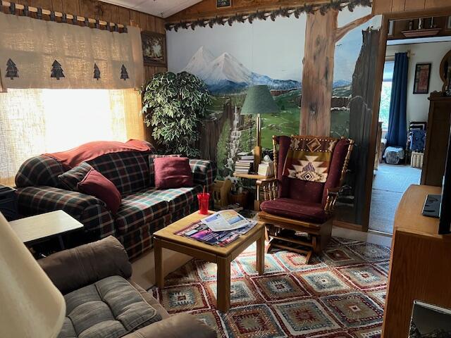 Smith Rock Mobile Pk - Residential