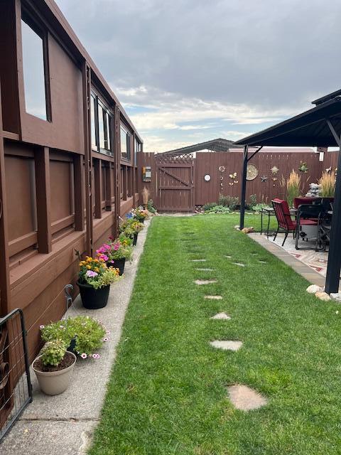 Smith Rock Mobile Pk - Residential