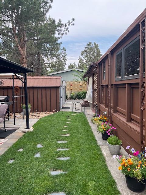 Smith Rock Mobile Pk - Residential