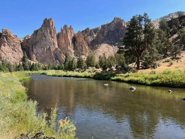 Smith Rock Mobile Pk - Residential