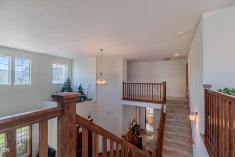 Tiny photo for 3733 Sherwood Park Drive, Medford, OR 97504 (MLS # 220223797)