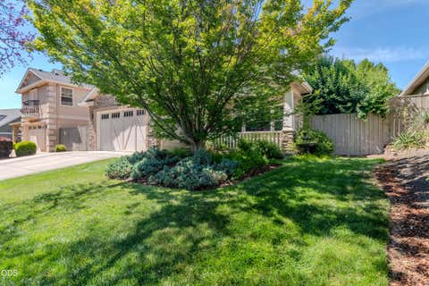 Tiny photo for 3733 Sherwood Park Drive, Medford, OR 97504 (MLS # 220223797)