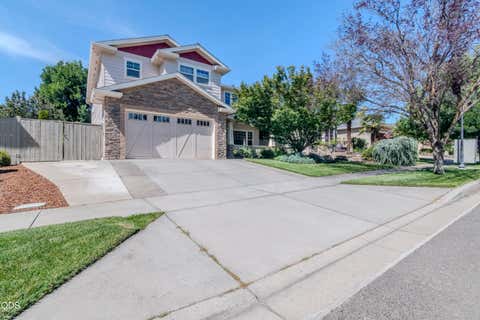 Tiny photo for 3733 Sherwood Park Drive, Medford, OR 97504 (MLS # 220223797)