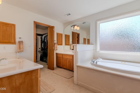 Tiny photo for 3733 Sherwood Park Drive, Medford, OR 97504 (MLS # 220223797)