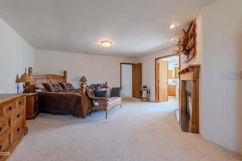 Tiny photo for 3733 Sherwood Park Drive, Medford, OR 97504 (MLS # 220223797)