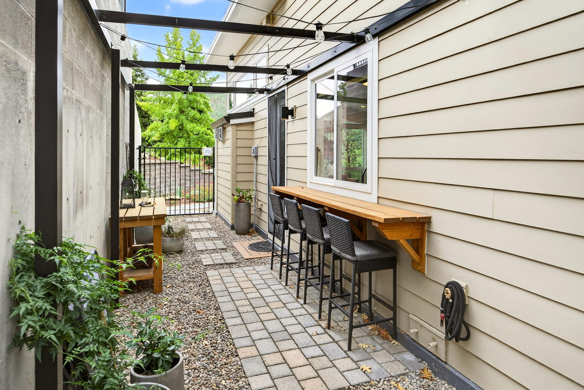 Lithia Creek Estates, AReplat Of Lithia Park Village - Residential