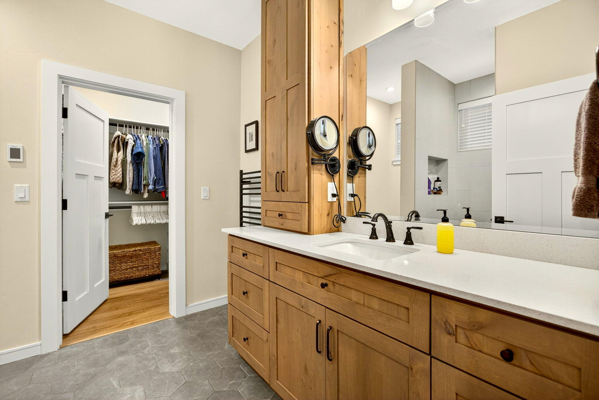 Lithia Creek Estates, AReplat Of Lithia Park Village - Residential