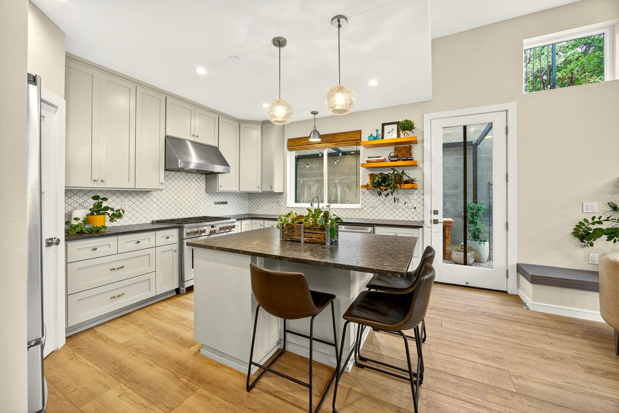 Lithia Creek Estates, AReplat Of Lithia Park Village - Residential