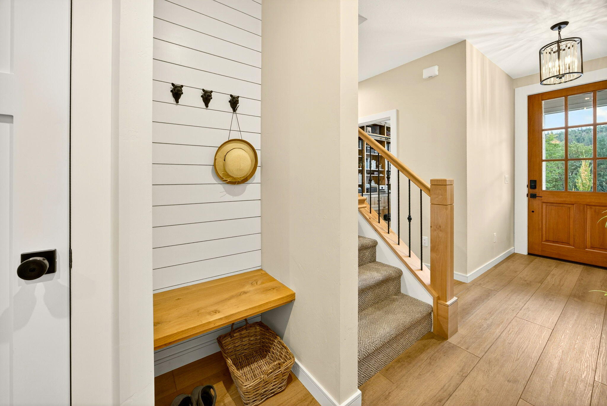 Lithia Creek Estates, AReplat Of Lithia Park Village - Residential