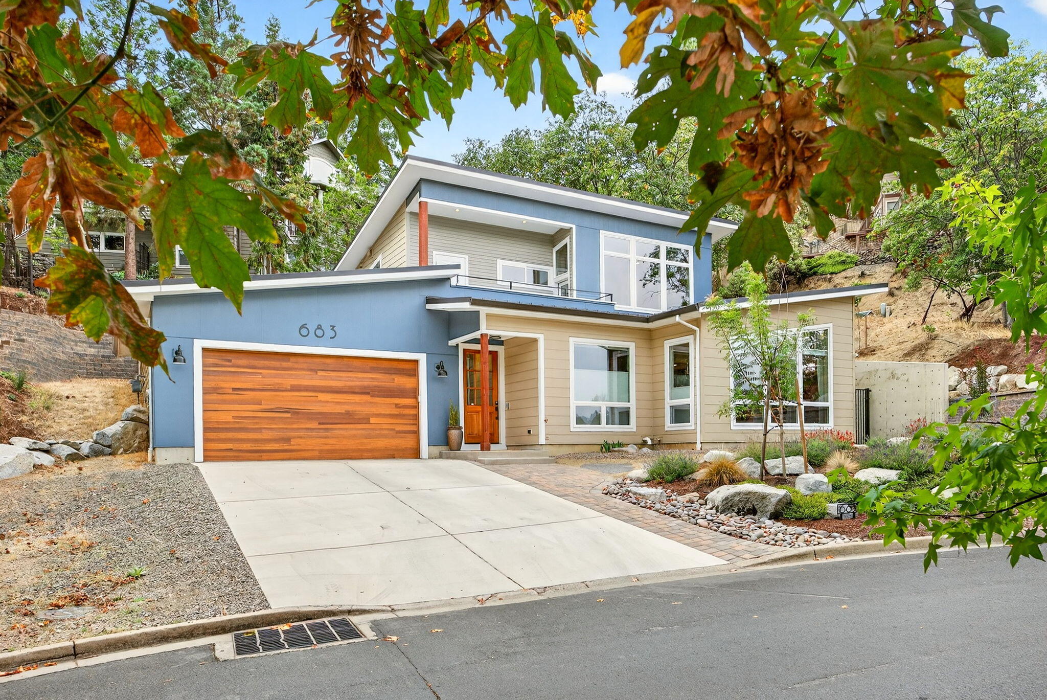 Lithia Creek Estates, AReplat Of Lithia Park Village - Residential