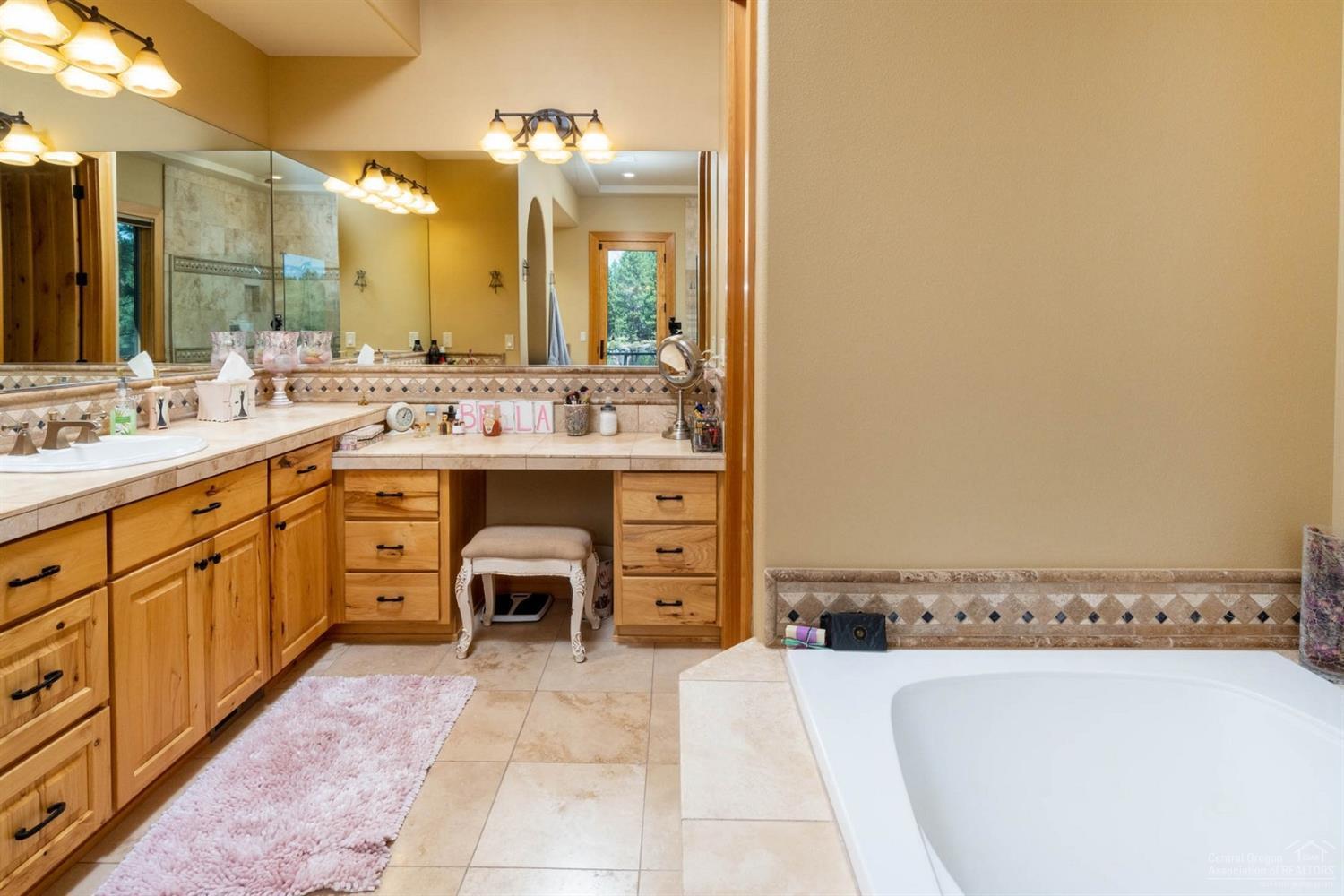 River Canyon Estates - Residential