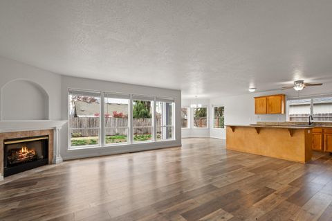 Tiny photo for 1642 Hollyhock Drive, Medford, OR 97504 (MLS # 220212977)